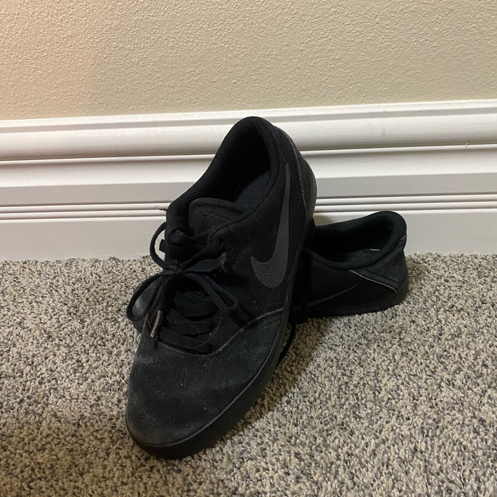 Nike Low Top Sneakers